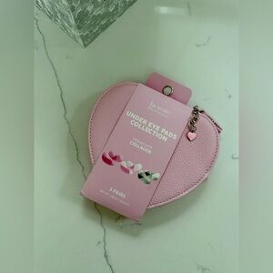 Heart-Shaped Under Eye Pads with Collagen